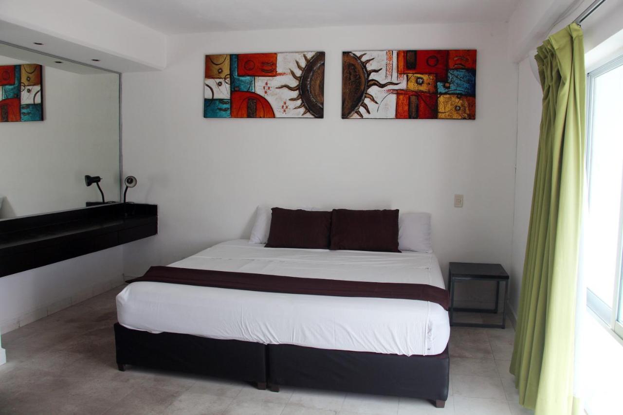 Hotel & Hostal Casa De Luz Cancún Eksteriør billede