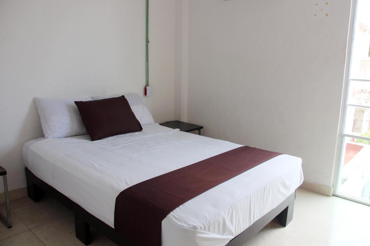 Hotel & Hostal Casa De Luz Cancún Eksteriør billede